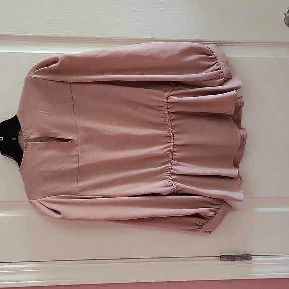 Tiered baloon sleeve top - Picture 4 of 5